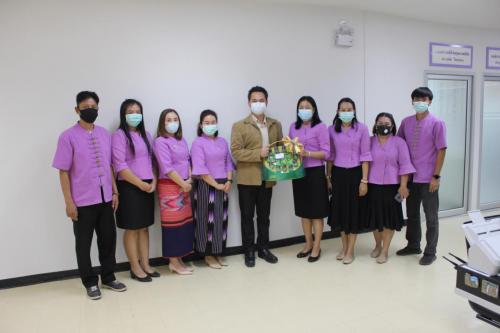 สนง.สภาฯมอบของปีใหม่ 210108 17