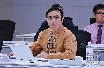สำนักงานสภามหาวิทยาลัยพะเยา จัดการประชุมการแสดงวิสัยทัศน์และสัมภาษณ์ผู้ตอบรับการทาบทามเพื่อเข้ารับการสรรหาเป็นผู้สมควรดำรงตำแหน่งคณบดีคณะนิติศาสตร์ มหาวิทยาลัยพะเยา