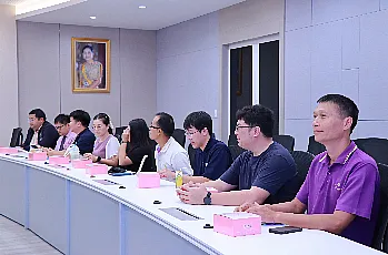 สำนักงานสภามหาวิทยาลัยพะเยา จัดการประชุมการแสดงวิสัยทัศน์และสัมภาษณ์ผู้ตอบรับการทาบทามเพื่อเข้ารับการสรรหาเป็นผู้สมควรดำรงตำแหน่งคณบดีคณะนิติศาสตร์ มหาวิทยาลัยพะเยา