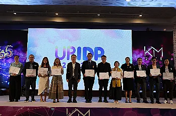ผู้อำนวยการสำนักงานสภามหาวิทยาลัยพะเยา 
เข้าร่วมโครงการ SHOW AND SHARE UP KM 2025  