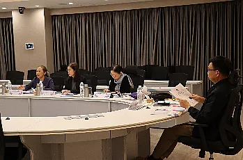 การแสดงวิสัยทัศน์และสัมภาษณ์ผู้ตอบรับการทาบทามเพื่อเข้ารับการสรรหาเป็นผู้สมควรดำรงตำแหน่งคณบดีคณะเกษตรศาสตร์และทรัพยากรธรรมชาติ