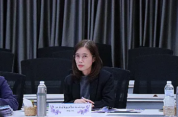 การแสดงวิสัยทัศน์และสัมภาษณ์ผู้ตอบรับการทาบทามเพื่อเข้ารับการสรรหาเป็นผู้สมควรดำรงตำแหน่งคณบดีคณะเกษตรศาสตร์และทรัพยากรธรรมชาติ