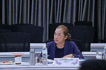 การแสดงวิสัยทัศน์และสัมภาษณ์ผู้ตอบรับการทาบทามเพื่อเข้ารับการสรรหาเป็นผู้สมควรดำรงตำแหน่งคณบดีคณะเกษตรศาสตร์และทรัพยากรธรรมชาติ