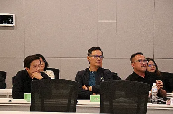 การแสดงวิสัยทัศน์และสัมภาษณ์ผู้ตอบรับการทาบทามเพื่อเข้ารับการสรรหาเป็นผู้สมควรดำรงตำแหน่งคณบดีคณะเกษตรศาสตร์และทรัพยากรธรรมชาติ