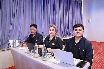 สำนักงานสภามหาวิทยาลัยพะเยา ร่วมกับกองแผนงาน จัดโครงการพัฒนาศักยภาพบุคลากร โดยการอบรมหัวข้อ “AI กับการประยุกต์ใช้ในการทำงานประจำ”