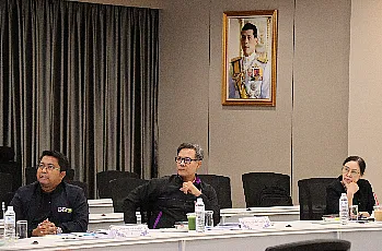 ประชุมการแสดงวิสัยทัศน์และสัมภาษณ์ผู้ตอบรับการทาบทามเพื่อเข้ารับการสรรหาเป็นผู้สมควรดำรงตำแหน่งคณบดีคณะพลังงานและสิ่งแวดล้อม มหาวิทยาลัยพะเยา