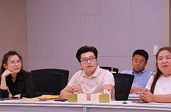 การแสดงวิสัยทัศน์และสัมภาษณ์ผู้ตอบรับการทาบทามเพื่อเข้ารับการสรรหาเป็นผู้สมควรดำรงตำแหน่งคณบดีคณะบริหารธุรกิจและนิเทศศาสตร์ มหาวิทยาลัยพะเยา