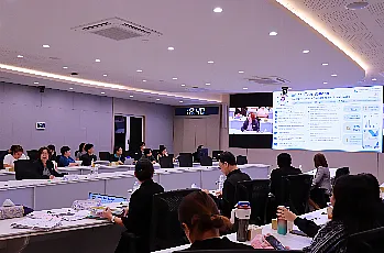 การแสดงวิสัยทัศน์และสัมภาษณ์ผู้ตอบรับการทาบทามเพื่อเข้ารับการสรรหาเป็นผู้สมควรดำรงตำแหน่งคณบดีคณะบริหารธุรกิจและนิเทศศาสตร์ มหาวิทยาลัยพะเยา