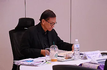 การแสดงวิสัยทัศน์และสัมภาษณ์ผู้ตอบรับการทาบทามเพื่อเข้ารับการสรรหาเป็นผู้สมควรดำรงตำแหน่งคณบดีคณะบริหารธุรกิจและนิเทศศาสตร์ มหาวิทยาลัยพะเยา