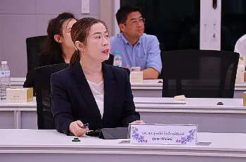 การแสดงวิสัยทัศน์และสัมภาษณ์ผู้ตอบรับการทาบทามเพื่อเข้ารับการสรรหาเป็นผู้สมควรดำรงตำแหน่งคณบดีคณะบริหารธุรกิจและนิเทศศาสตร์ มหาวิทยาลัยพะเยา