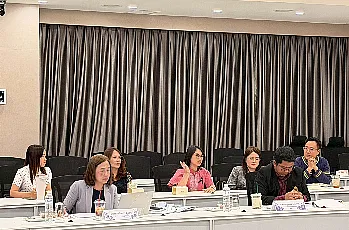 การแสดงวิสัยทัศน์และสัมภาษณ์ผู้ตอบรับการทาบทามเพื่อเข้ารับการสรรหาเป็นผู้สมควรดำรงตำแหน่งคณบดีคณะบริหารธุรกิจและนิเทศศาสตร์ มหาวิทยาลัยพะเยา