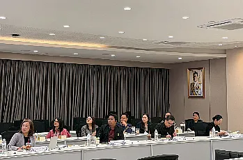 การแสดงวิสัยทัศน์และสัมภาษณ์ผู้ตอบรับการทาบทามเพื่อเข้ารับการสรรหาเป็นผู้สมควรดำรงตำแหน่งคณบดีคณะบริหารธุรกิจและนิเทศศาสตร์ มหาวิทยาลัยพะเยา