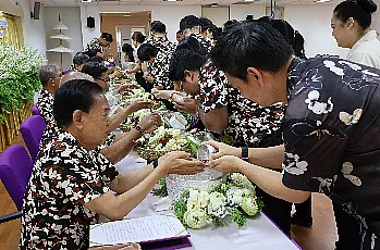 พิธีสระเกล้าดำหัวนายกสภามหาวิทยาลัยพะเยาและกรรมการสภามหาวิทยาลัยผู้ทรงคุณวุฒิ เนื่องในเทศกาลสงกรานต์