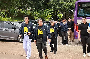 นายกสภามหาวิทยาลัยพะเยา กรรมการสภามหาวิทยาลัยผู้ทรงคุณวุฒิ เยี่ยมชมกิจกรรมนิทรรศการ “16 เรื่องเล่าดีดี 16 ปี มหาวิทยาลัยพะเยา” และกิจกรรมพิเศษ “16 จุด Check-in”