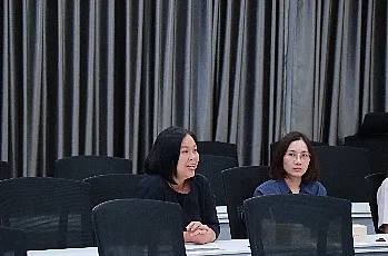 การแสดงวิสัยทัศน์และสัมภาษณ์ผู้ตอบรับการทาบทามเพื่อเข้ารับการสรรหาเป็นผู้สมควรดำรงตำแหน่งคณบดีคณะรัฐศาสตร์และสังคมศาสตร์